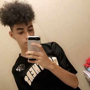 Meet your Posher, Nicholas